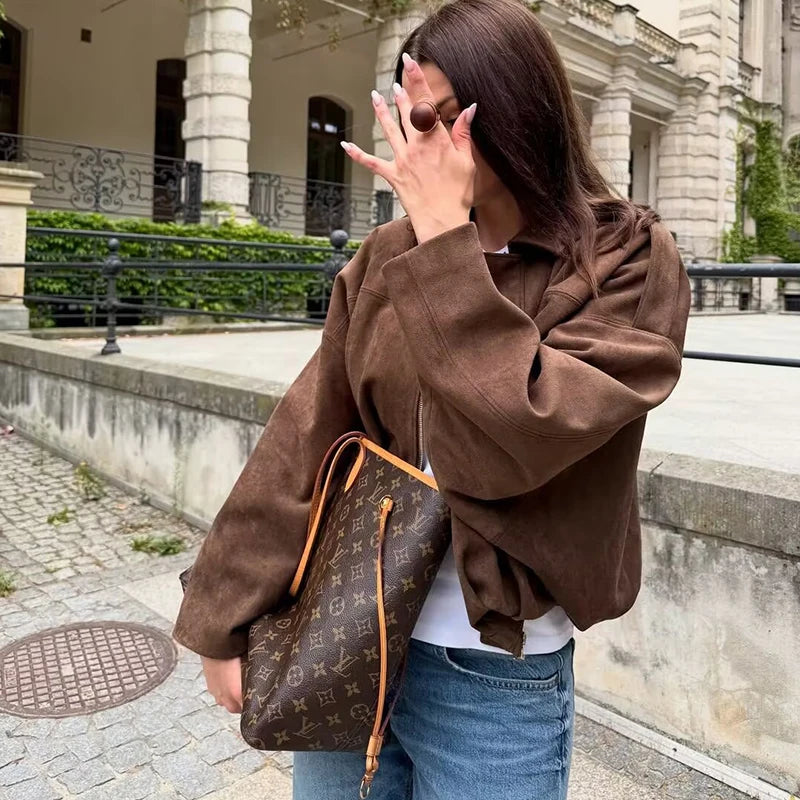 Kurtka oversize z szerokim rękawem – chic streetwear