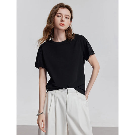 T-shirt basic z bawełny – must-have w szafie