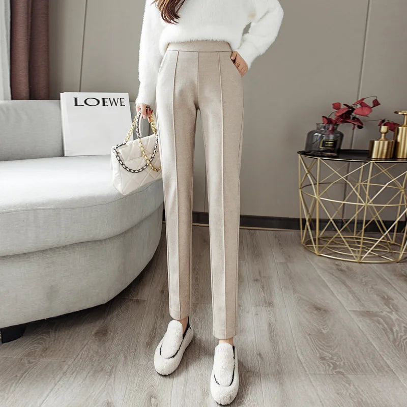 Spodnie haremki z wełny – casualowy luz