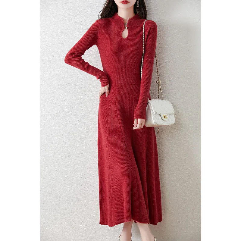 Czerwona sukienka wełniana slim fit