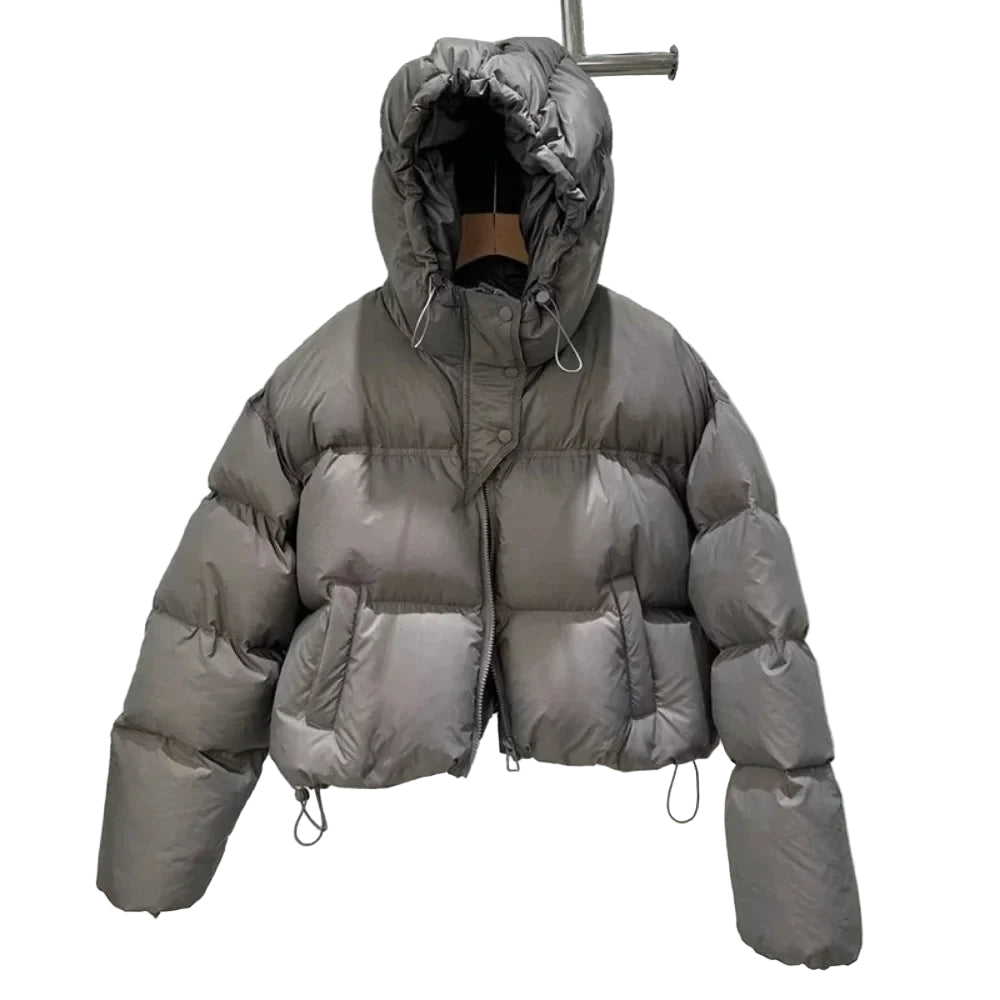 Biała kurtka puchowa – oversize, zimowa