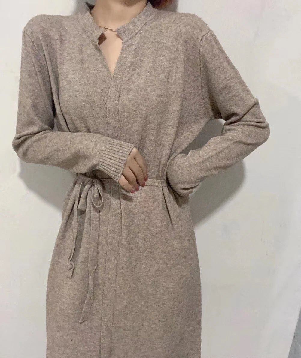 Wełniana sukienka lace-up – apricot