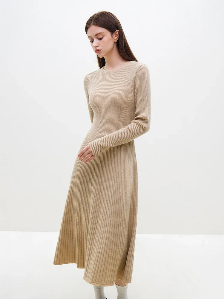 Dzianinowa sukienka maxi – FSLE