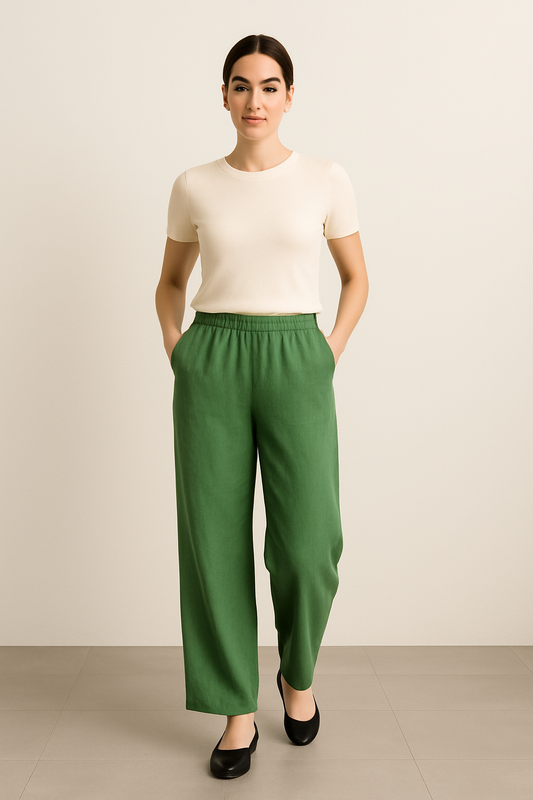 Czarne szorty damskie – klasyczny element garderoby