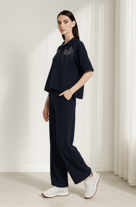 Sweter polo z haftem – wełna merino & jedwab