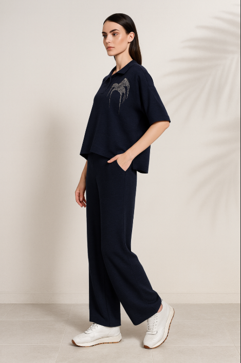 Sweter polo z haftem – wełna merino & jedwab